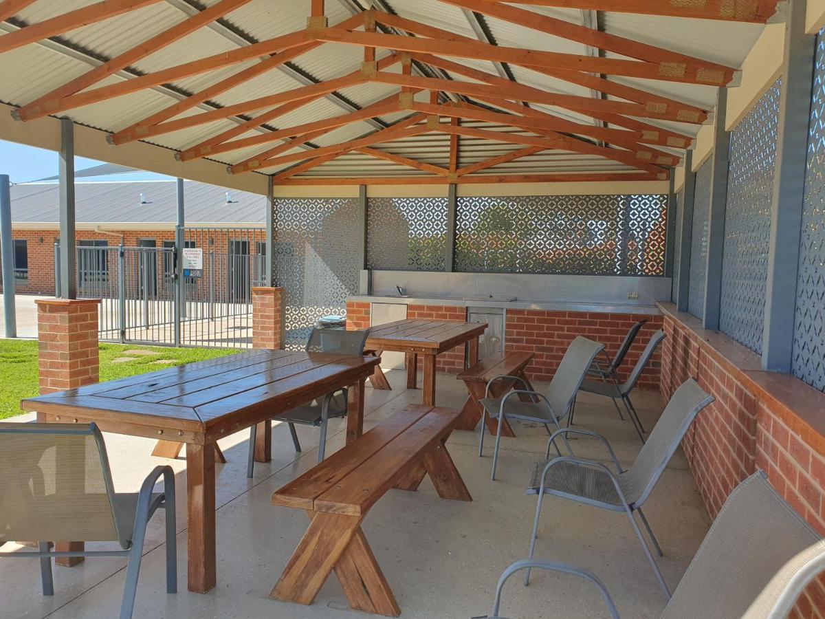 Euston Motel المظهر الخارجي الصورة